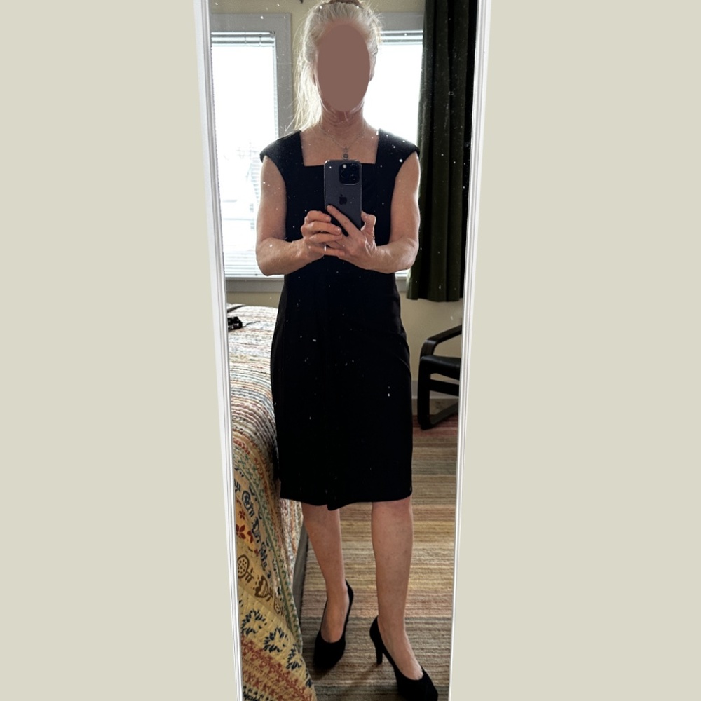 Calvin Klein Black Sleeveless Dress – Size S – Stunning Fit, Full Gold Back Zipp